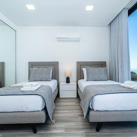 Lunarenzo Seaview, Pool, Ac, Parking Villa Calheta (Madeira)