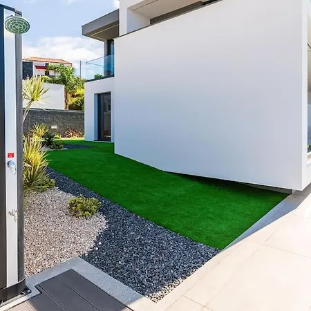 Lunarenzo Seaview, Pool, Ac, Parking *