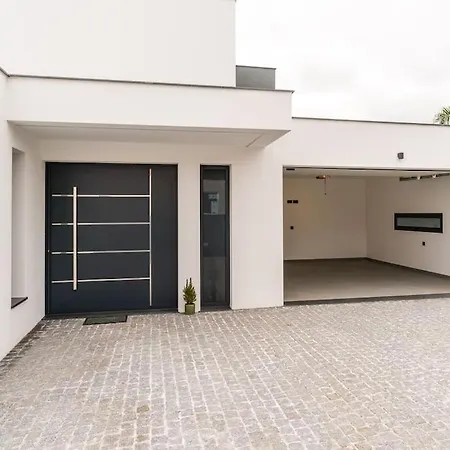 Lunarenzo Seaview, Pool, Ac, Parking * Кальета