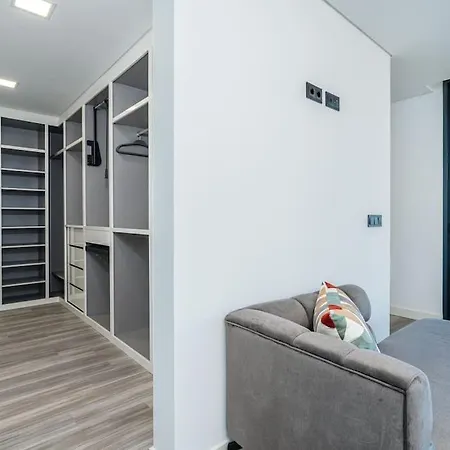 Lunarenzo Seaview, Pool, Ac, Parking *