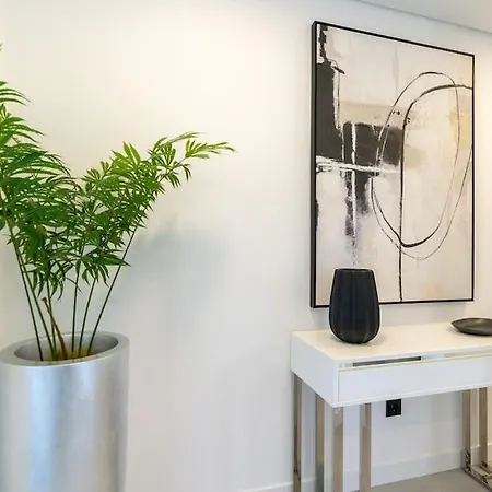 Lunarenzo Seaview, Pool, Ac, Parking Вилла *