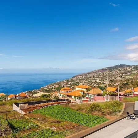 فيلة Lunarenzo Seaview, Pool, Ac, Parking