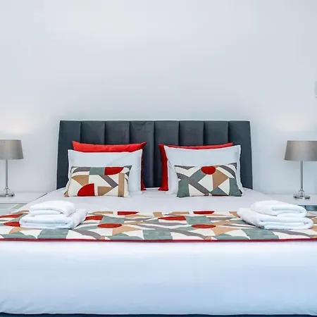 Lunarenzo Seaview, Pool, Ac, Parking Кальета
